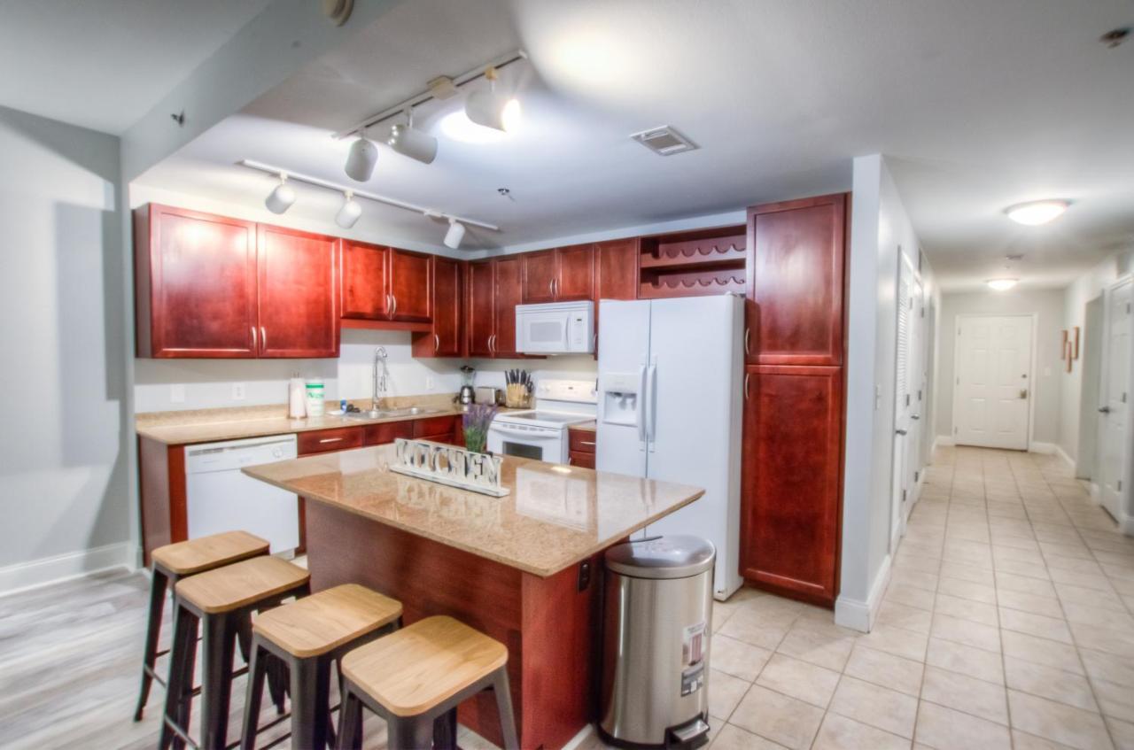 Brand New!Laketown Wharf 334! Beautiful 3 Bd, Great Amenities, And Great Location Panama City Beach Bagian luar foto